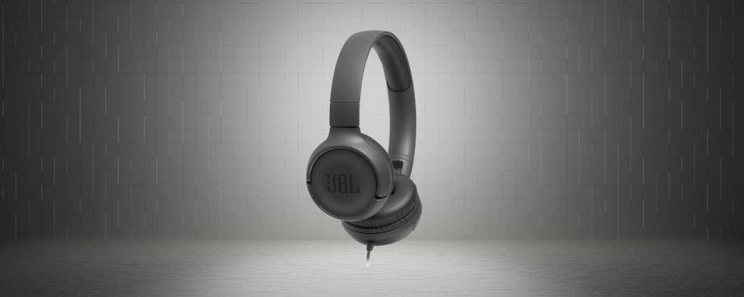Cuffie JBL Tune 500 in offerta Amazon: ti bastano meno di 20 euro