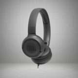 Cuffie JBL Tune 500 in offerta Amazon: ti bastano meno di 20 euro