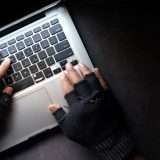 Le truffe online più diffuse del 2023: rapporto Norton Cyber Safety