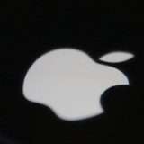 Crollo di Apple in borsa: persi 200 miliardi dopo il divieto cinese sugli iPhone