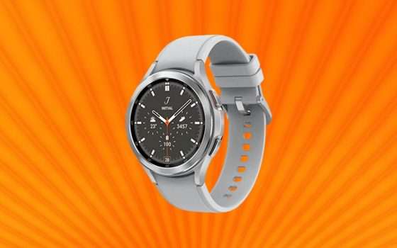 Samsung Galaxy Watch4 Classic è in offerta a meno di 200 euro