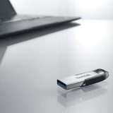 Sandisk Ultra Luxe USB 3.0 da 256GB scontata del 50%: FOLLIA di Amazon