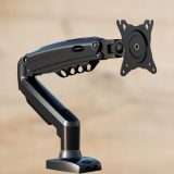 Supporto per monitor PC in DOPPIO SCONTO su Amazon