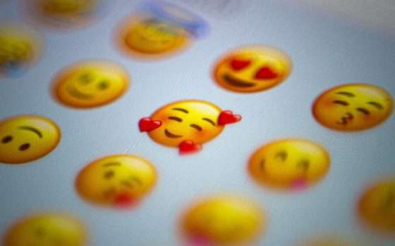 Gmail: presto sarà possibile reagire alle email con gli emoji