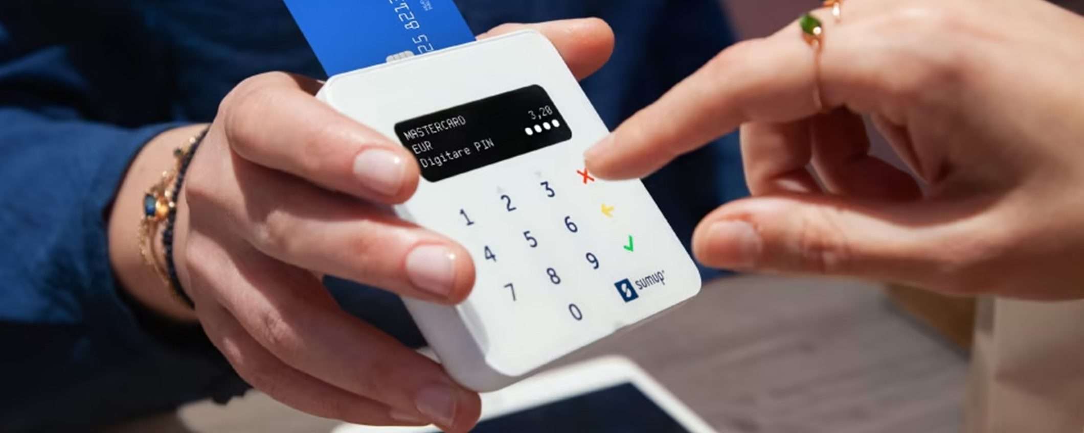 I pagamenti POS passano dallo smartphone con SumUp a zero costi fissi