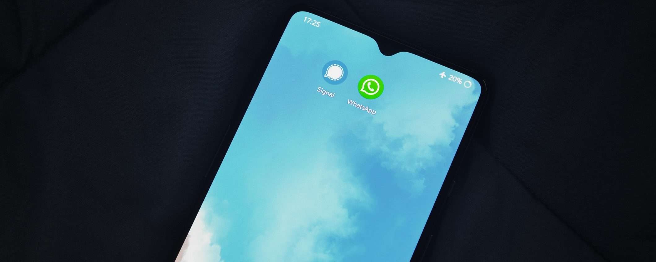 WhatsApp consentirà di appuntare i messaggi in cima alle chat