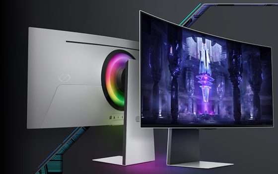Monitor Samsung Odyssey OLED G8: sconto ASSURDO di oltre 500€ su Amazon