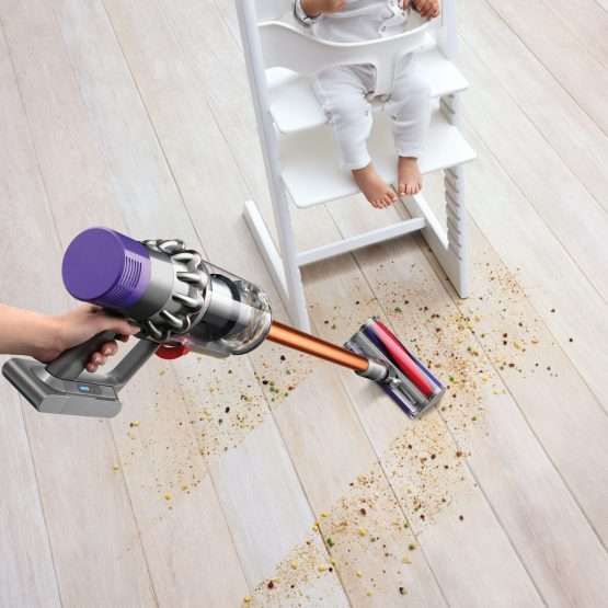 dyson cyclone v10