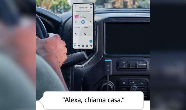 Echo Auto in macchina