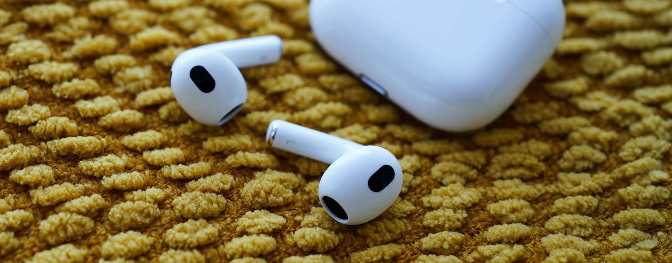 Apple ha finalmente spiegato come aggiornare gli AirPods