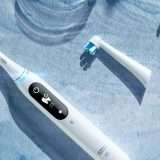 Intelligenza artificiale per lo spazzolino elettrico Oral-B iO 6N