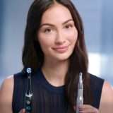 Oral-B iO6: SCONTO DI NATALE (-55%) sullo spazzolino elettrico
