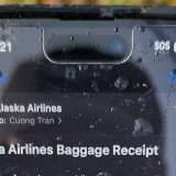 Alaska Airlines, trovato integro un iPhone precipitato da 5000 metri