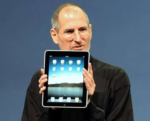 iPad (2010) - Steve Jobs