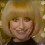 Raffa: ecco dove guardare in streaming la serie su Raffaella Carrà