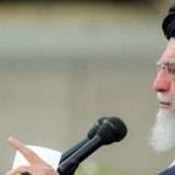 Ali Khamenei: Meta chiude account Facebook e Instagram
