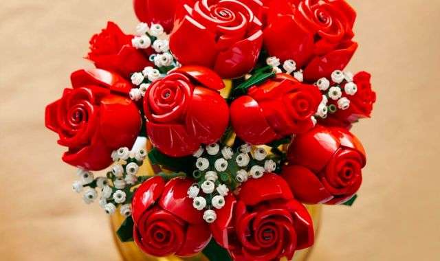 LEGO Bouquet Rose