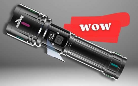 Torcia LED ricaricabile con 12 ORE di potente luce a tua disposizione