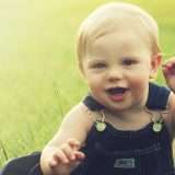 AI impara il linguaggio con filmati di un bambino