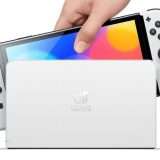 Nintendo Switch OLED Bianca a un prezzo WOW su eBay (CODICE SCONTO)
