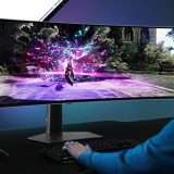 Monitor Samsung Odyssey G9 con display OLED da 40