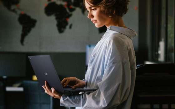 ASUS ExpertBook B3 disponibili in Italia