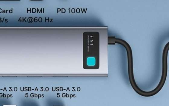 Questo hub USB 7-in-1 compatibile con tutto ti costa solo 17€ su Amazon