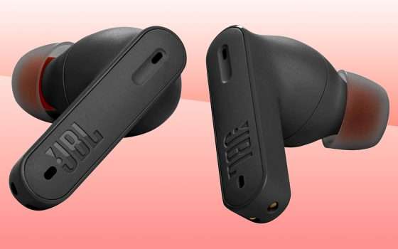 Metà prezzo per gli auricolari JBL TUNE 230NC TWS di Harman