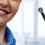 Lo spazzolino elettrico Oral-B quasi a METÀ PREZZO su Amazon
