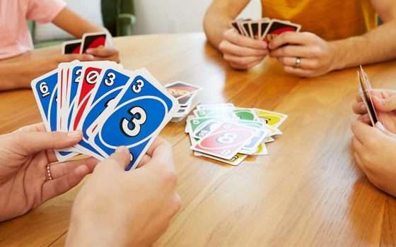 UNO: le carte originali Mattel a soli 5,99€ (offerta limitata)