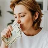 Canone zero per tutti, ma SPECIALE per gli Under 30: l’offerta conto di Mediolanum