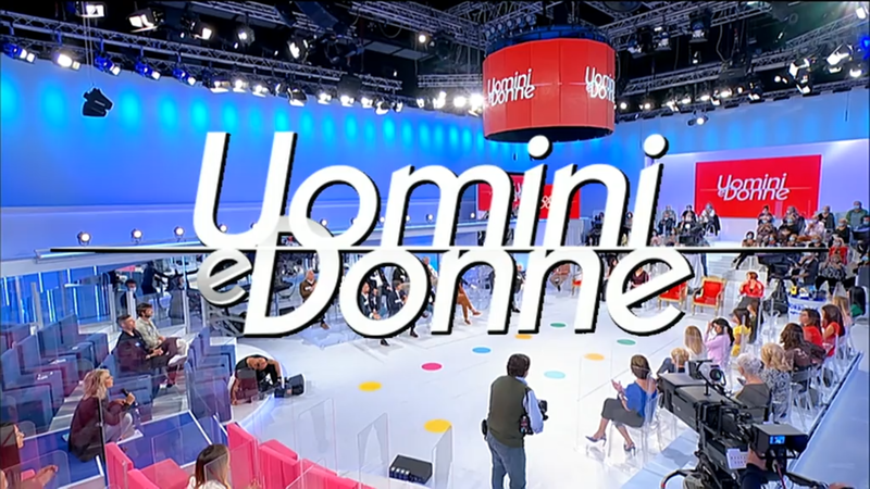 Come vedere Uomini e Donne in diretta streaming