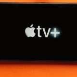 Apple TV+ a maggio: serie e documentari da non perdere