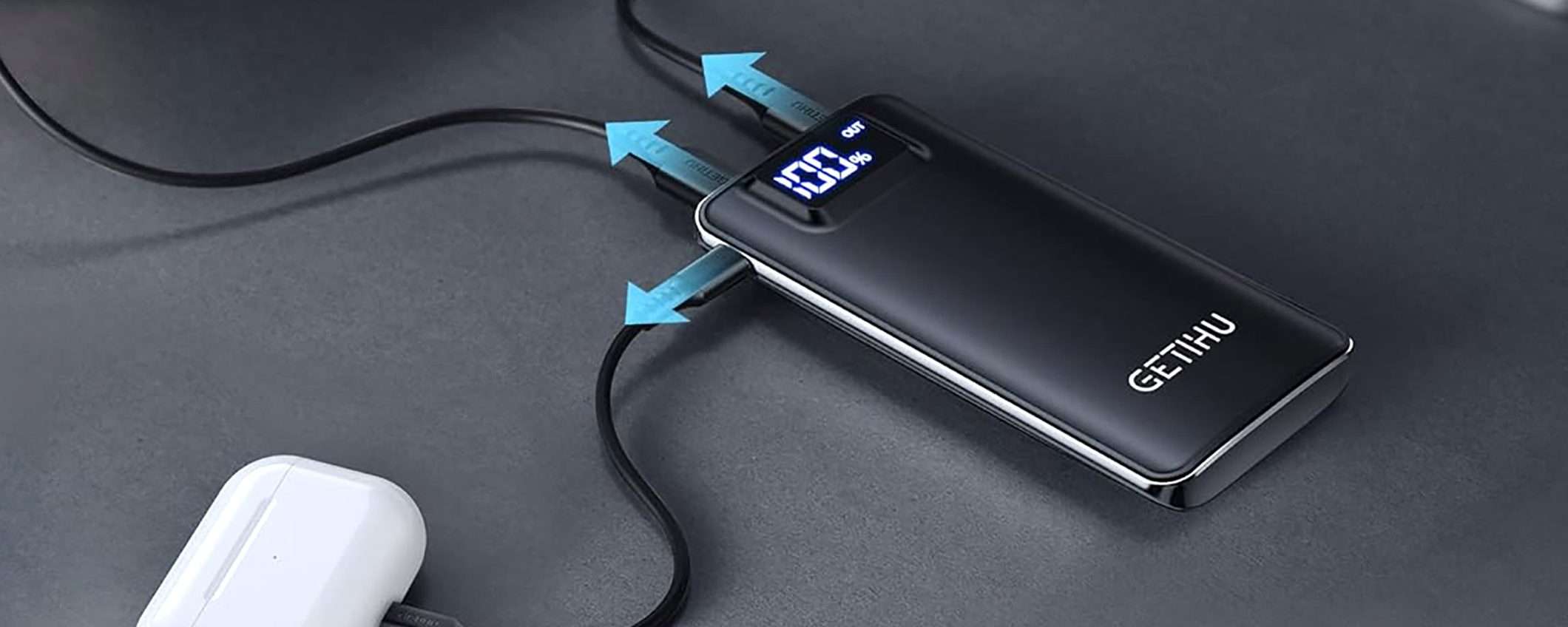 Powerbank 10000 mAh con 3 uscite (USB-C) e torcia: tuo a 9,99€