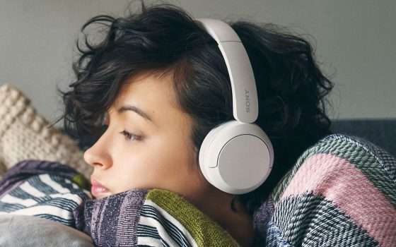 Cuffie wireless Sony al MINIMO STORICO (-53%): l'affare