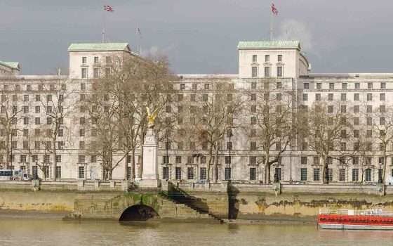 Attacco hacker contro il Ministero della Difesa UK