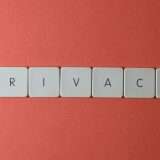 Come proteggere la privacy online? Perché è essenziale scegliere una VPN