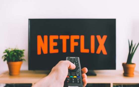 Sky con Netflix incluso e tanto sport: il prezzo è scontato per 18 mesi
