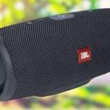 Prezzo DISTRUTTO per l'altoparlante portatile JBL su Amazon (-42%)