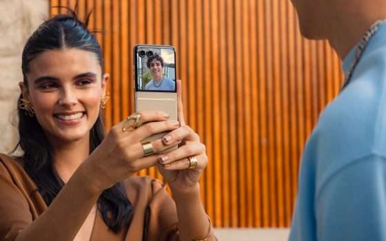 Motorola razr 50: smartphone pieghevoli con Gemini