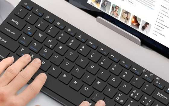 Tastiera bluetooth compatibile con PC, iPad e Android a meno di 10 euro su Amazon