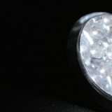 iOS 18: su iPhone c'è una torcia tutta nuova