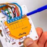 Shelly Plus i4 DC: il controller Wi-Fi e BT è in FORTE SCONTO