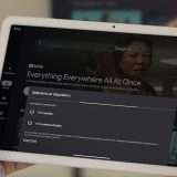 Google Pixel Tablet con base di ricarica: offerta Amazon da minimo storico (-100€)