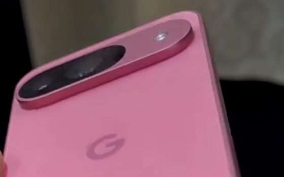 Google Pixel 9 si mostra in video con schermo acceso