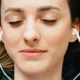 Finom: carte con cashback fino al 3% e pagamenti internazionali