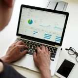 I 5 migliori strumenti di intelligenza artificiale per le aziende e il marketing