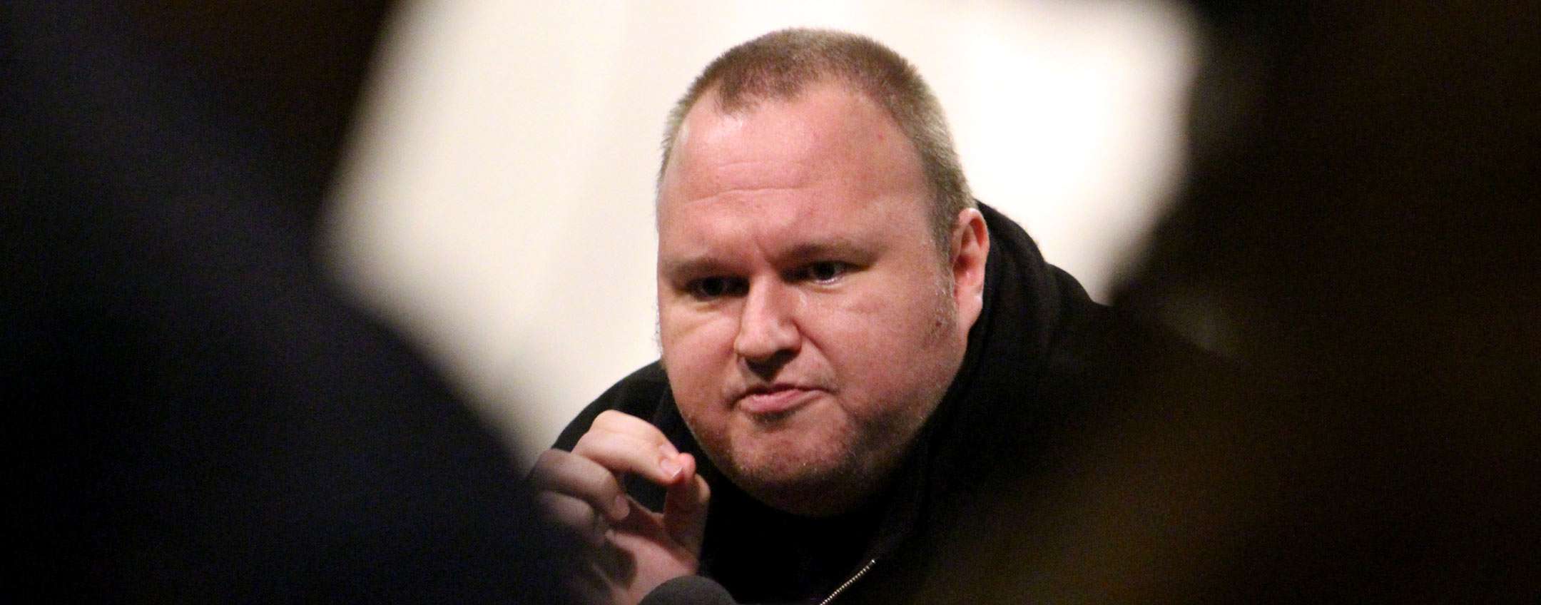 Kim Dotcom: via libera all’estradizione negli Stati Uniti