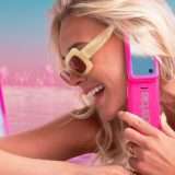 Rosa e chic, il telefono di Barbie a meno di 130 euro