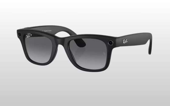 Meta addestra l'AI con le foto scattate dagli occhiali Ray-Ban